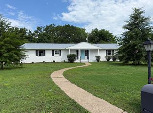 4201 Forest Plaza Dr, Hixson, TN 37343