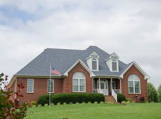 1004 Nuway Dr, Pleasant View, TN 37146