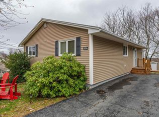 22 A Towerview Dr, Halifax, NS B3P1E9