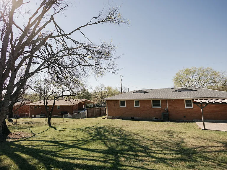 3114 Richmond Hill Dr — Photo 37
