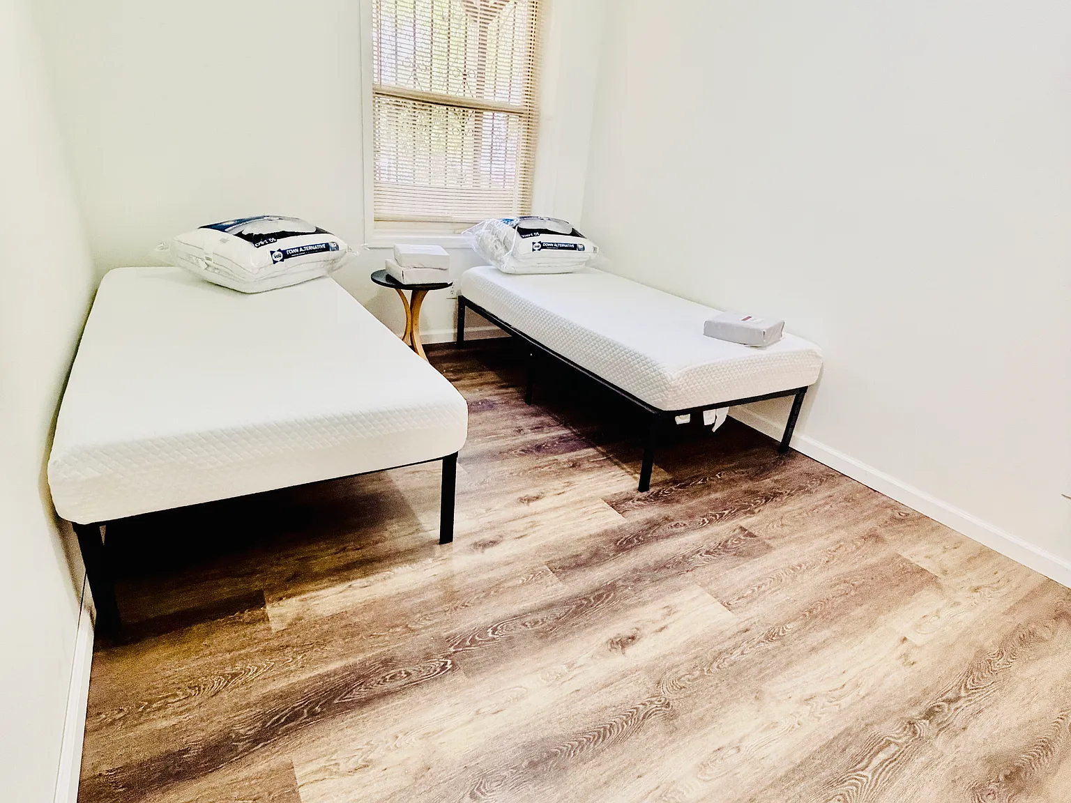 3 bed, $1,100 — Photo 2