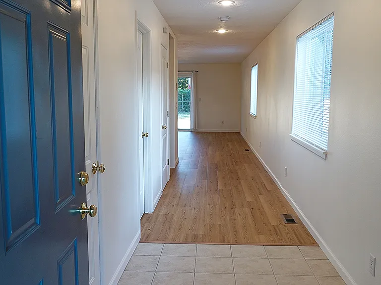 7710 SE Clackamas St — Photo 4