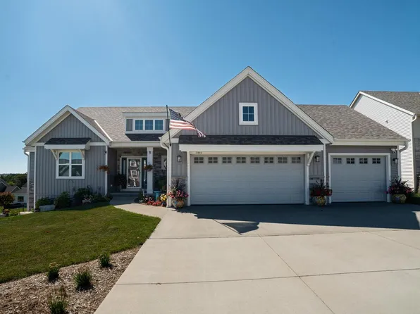 3645 Olde Howell ROAD, Waukesha, WI 53188