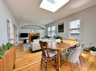 19 Middle St APT 4, South Boston, MA 02127