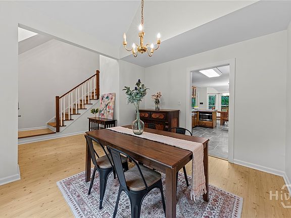 5th image of 1071 Old Mill Drive