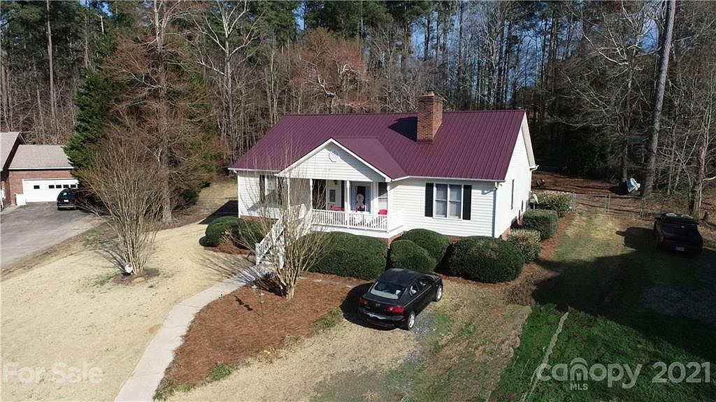 156 Highland Woods Rd Wadesboro Nc 28170 Mls 3717149 Zillow