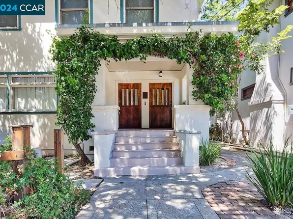 5879 Chabot Rd, Oakland, CA 94618