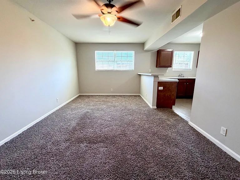 3544 Brockton Ln #3 — Photo 2