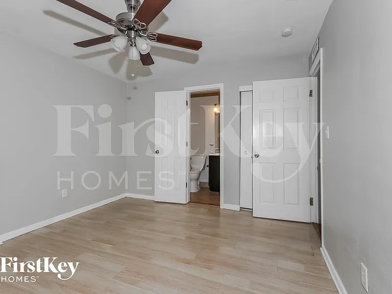 11823 Dahlia Dr — Photo 9