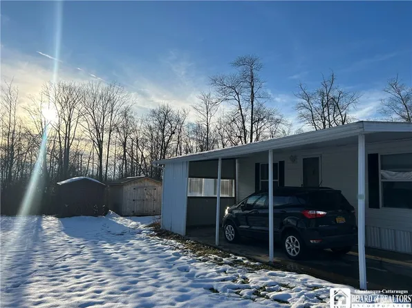 168 Terrace Ln, Bemus Pt, NY 14712