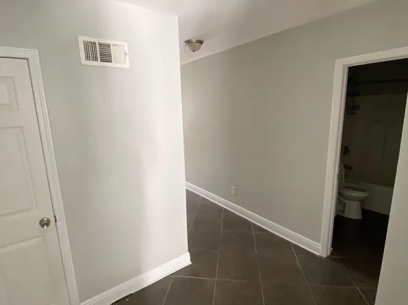 1215 Josephine St, New Orleans, LA