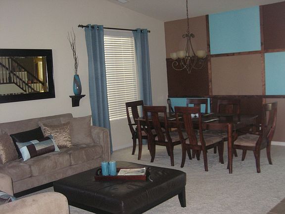 Dining/Formal Living