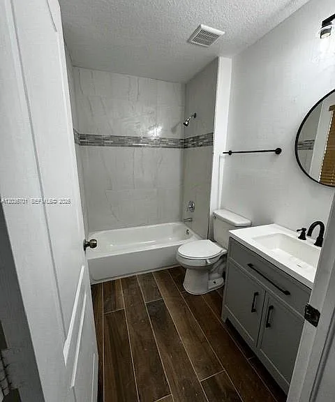 6970 NW 177th St #M104 — Photo 4