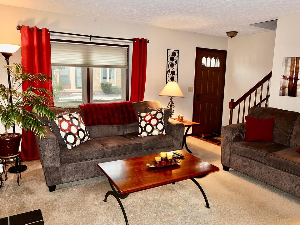 1st image of 1776 Colhasset Ln