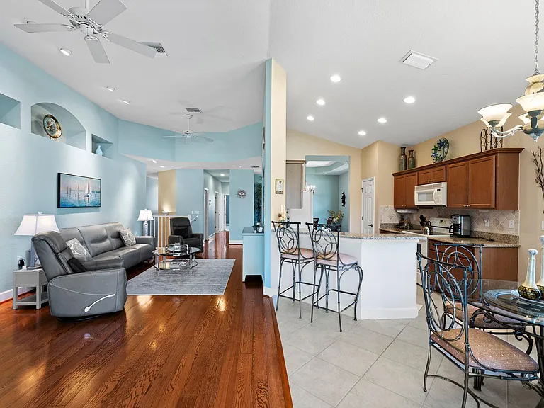 6840 Ascot Dr #201 — Photo 10