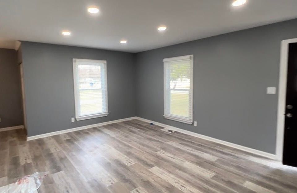 2nd image of 4116 Elmhurst Dr