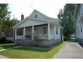 1811 De Armand Ave photo 1