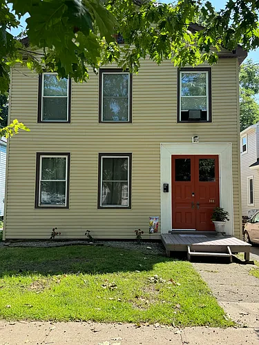 144 W Seneca St Photo 1