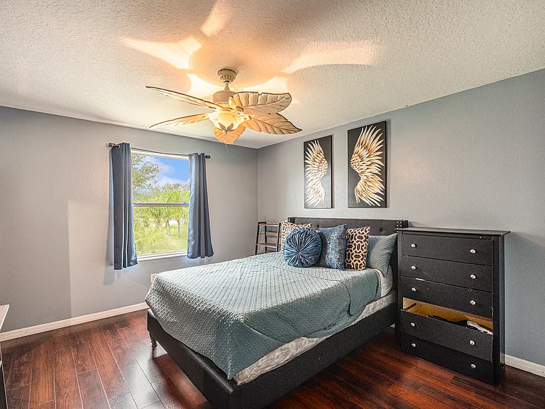 706 York Dale Dr — Photo 17