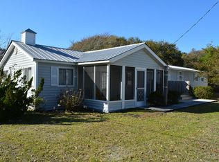 1541 Island Rd, Harkers Island, NC 28531