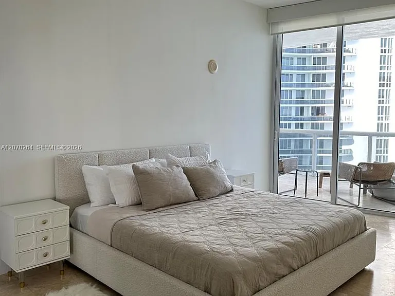 15811 Collins Ave #2103 — Photo 6