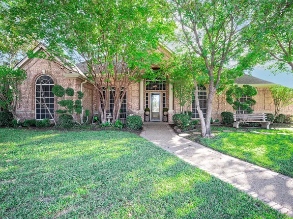 6704 Rolling Hills Dr, North Richland Hills, TX 76182