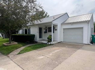 504 S D St, Fairfield, IA