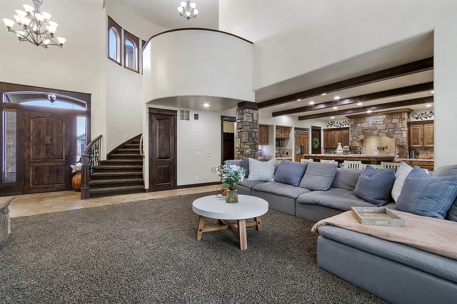 6 bed, 3.0 bath, 1108 sqft, $20,617 — Photo 3