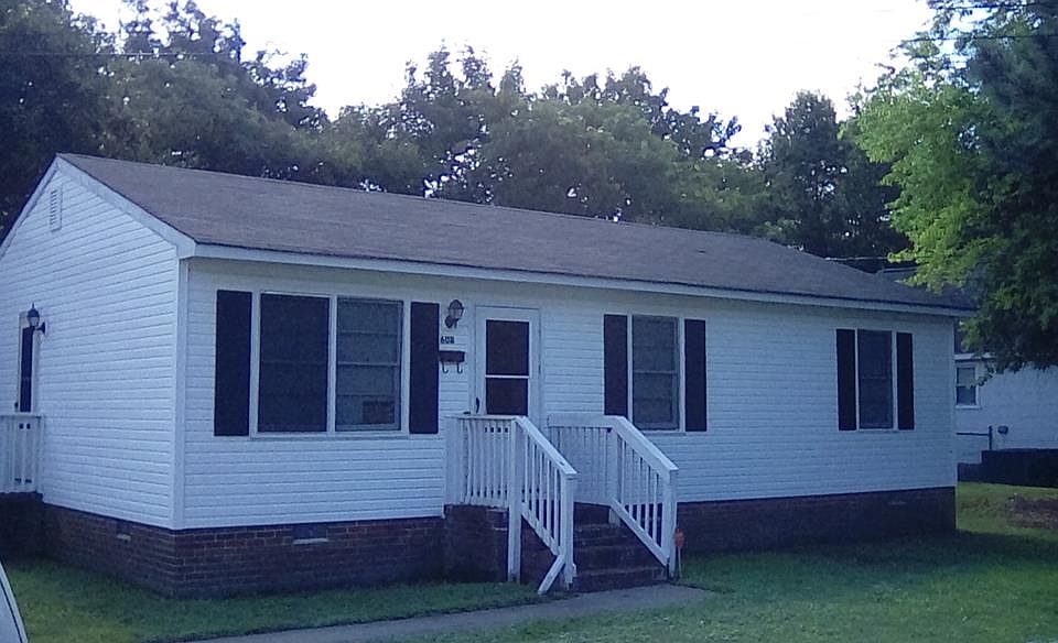 1st image of 608 Oakley Ave