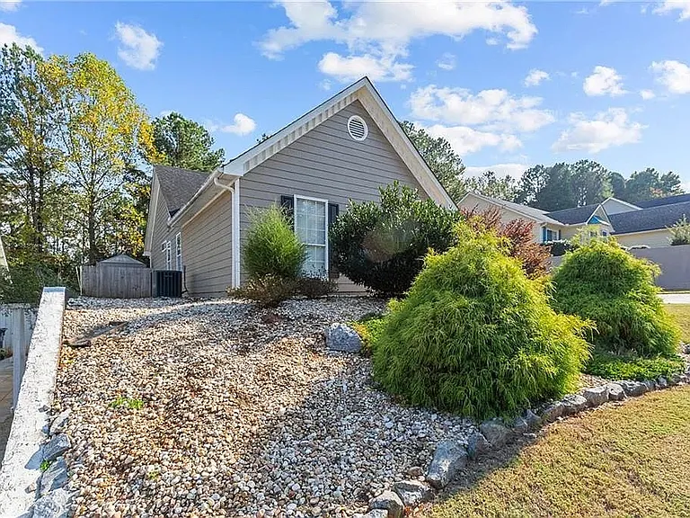 760 Trellis Pond Ct #4 — Photo 37
