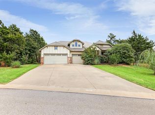 8960 Overlook Dr, Guthrie, OK 73044