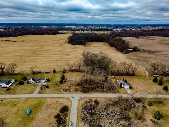 3rd image of 10996 Westmoor Dr