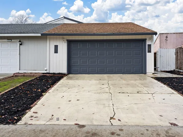 7524 Whisperwillow Dr, Sacramento, CA 95828