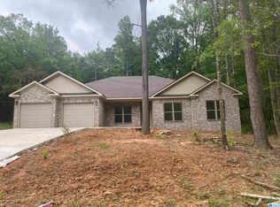 865 7th St, Reform, AL 35481