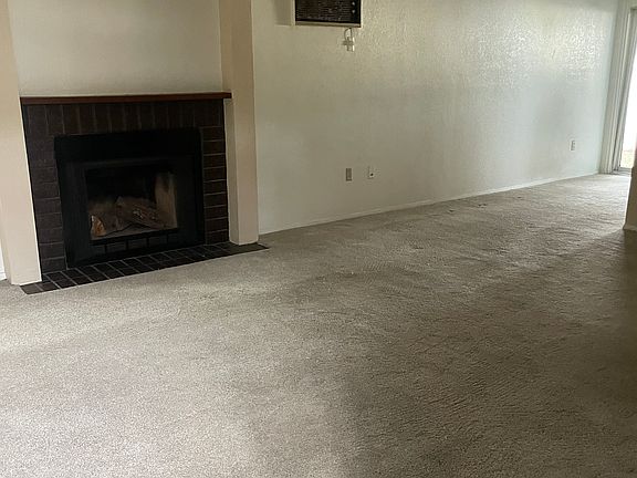 3rd image of 7088 W Colehaven Ln