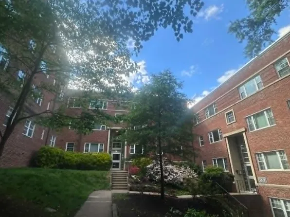 1320 Fort Myer Dr APT 812, Arlington, VA 22209