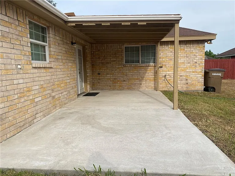 3410 Audrey Ln — Photo 13