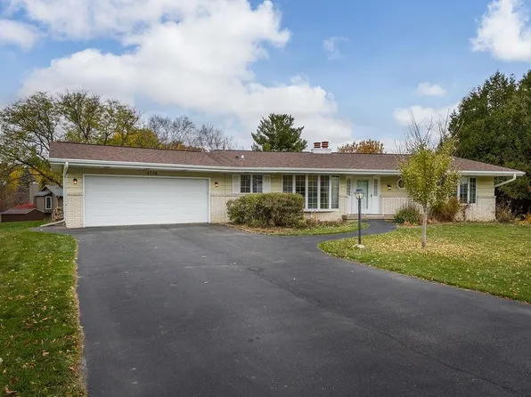 7728 Carolind Ct, Verona, WI 53593
