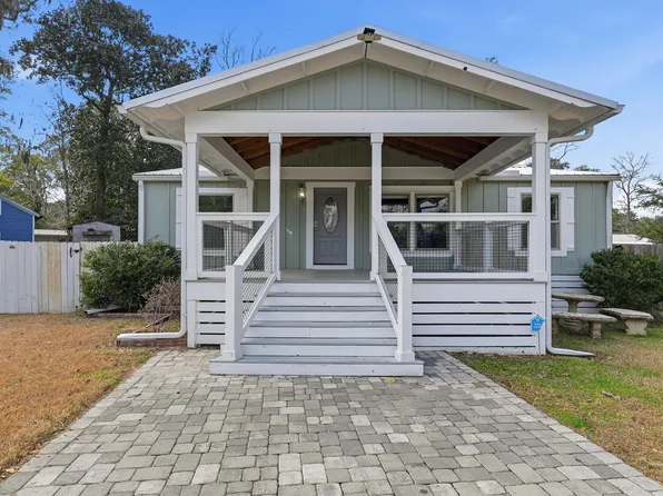 140 Palmetto Ave, Freeport, FL 32439