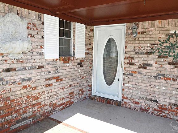 4th image of 7630 Long Meadow Ln