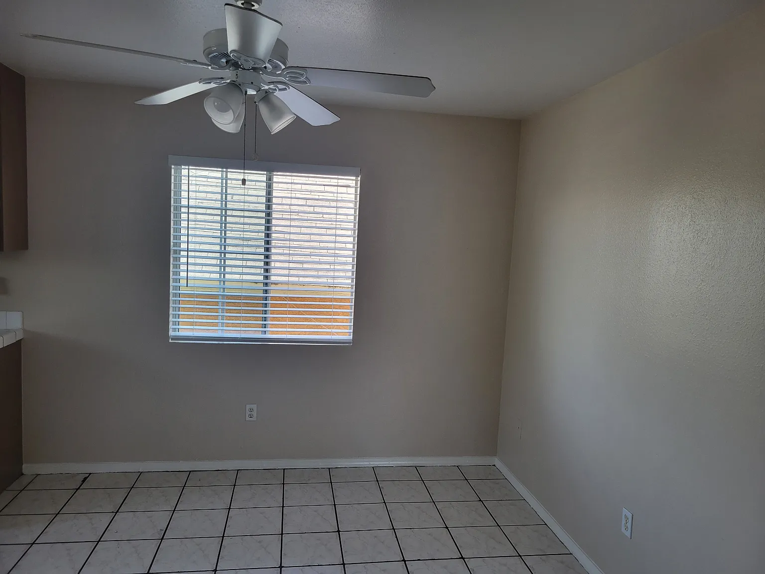 3 bed, 1200 sqft, $3,000 — Photo 3