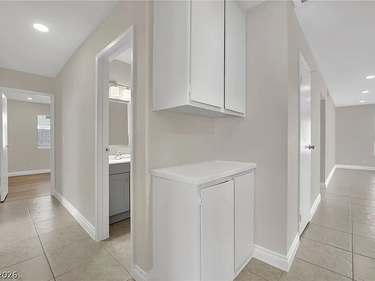 7156 Enterprise Dr — Photo 19