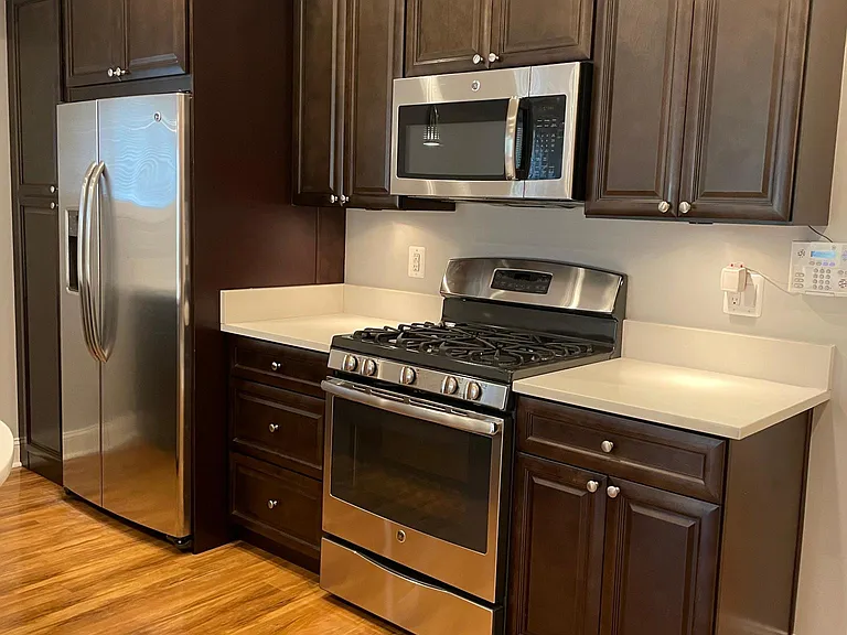 1221 Otis Pl NW #1 — Photo 6