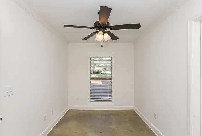 170 Harvey Cir — Photo 10