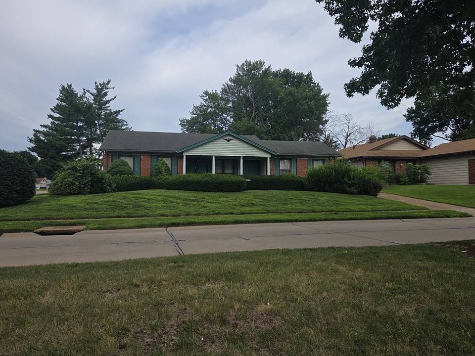1st image of 1373 Woodpath Dr