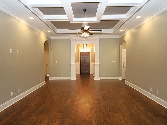 2nd image of 3519 Walstine Ln