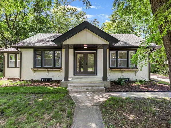 5325 Hugo Rd, White Bear Township, MN 55110