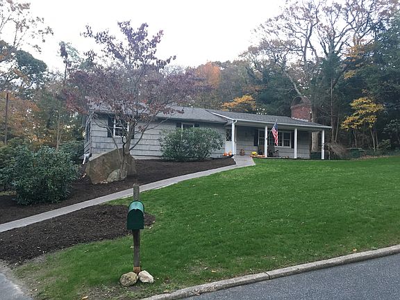 2nd image of 15 Linda Ln E
