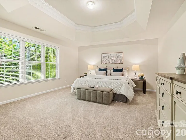 16919 Laureate Rd — Photo 5