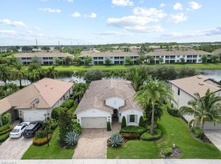9426 Greenleigh Ct, Naples, FL 34120